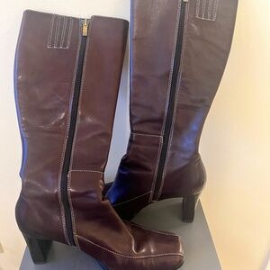 Women's high heeled boots